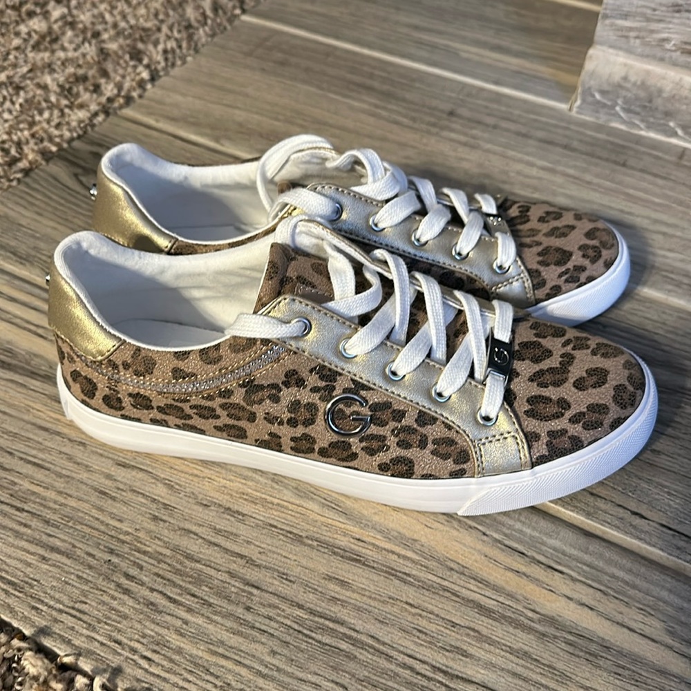 BRAND NEW Guess Sneakers